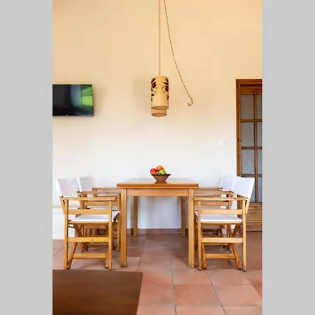 Holiday home Tzitzikari, Private In A Citrus Garden *
