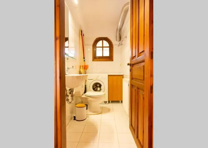 Σπίτι διακοπών Tzitzikari, Private In A Citrus Garden *