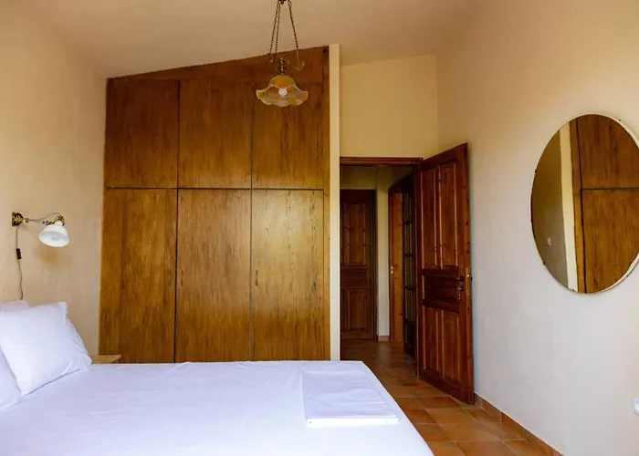 Σπίτι διακοπών Tzitzikari, Private In A Citrus Garden Κάτω Μελιδόνι