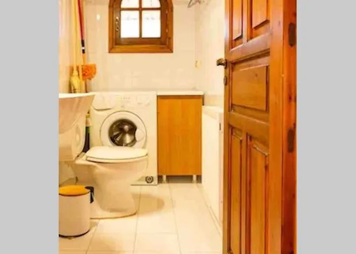 Tzitzikari, Private In A Citrus Garden Κάτω Μελιδόνι