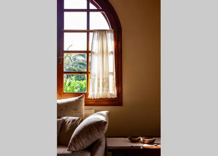 Tzitzikari, Private In A Citrus Garden * Κάτω Μελιδόνι